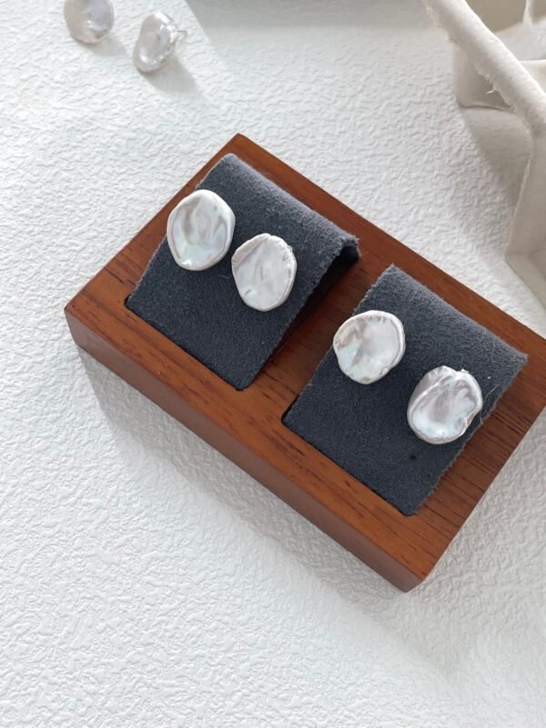 449 Petal Pearl Earrings
